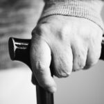 patroana unui azil al groazei si a recunoscut faptele batranii primeau mancare pe sponci nu beneficiau de servicii medicale si erau ascunsi de ochii inspectorilor sociali 691ef46cebcd9