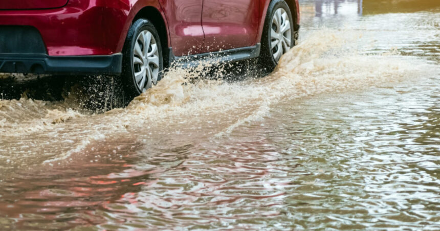 pericol de inundatii in 11 judete hidrologii au emis cod galben de viituri sfaturi pentru oamenii din zonele vizate 692825cbaceb9