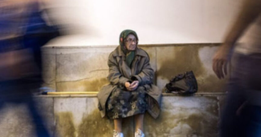 peste jumatate din varstnicii din orasele romaniei se simt singuri unul din patru vorbeste cu o singura persoana intr o luna studiu 691ad026ef8e9