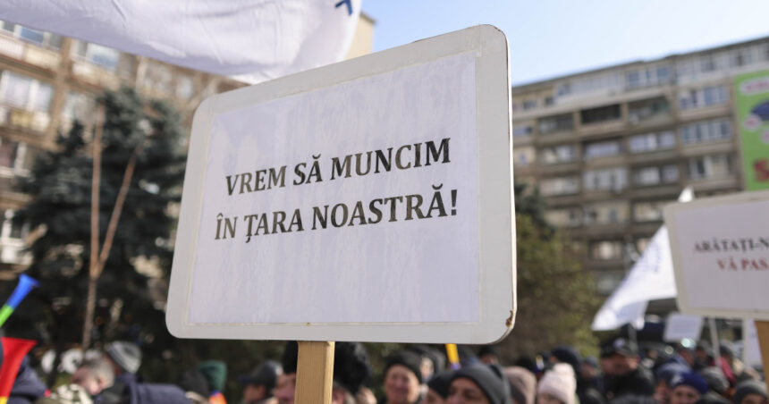 protest in industria de aparare aeronautica si navala ce ii nemultumeste pe angajati 6915b57f1c47b