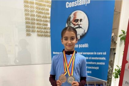 rebeca andreea barzan eleva scolii gimnaziale nr 12 b p hasdeu din constanta argint si bronz la campionatul national de gimnastica 6909b8f4d0742