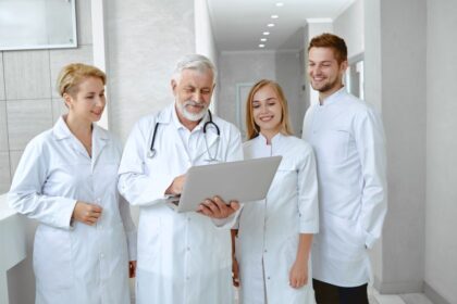 rezidentiat 2026 trei tineri din constanta in top 100 la medicina medicina dentara si farmacie 691e08c7c1d06