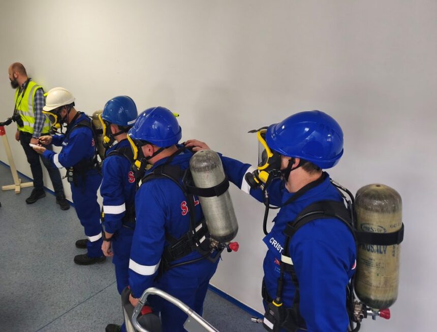 salvatorii de la petromidia au castigat din nou concursul national de salvare miniera si de suprafata 69205e5c3efae