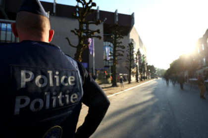 schimb de focuri de arma in anderlecht regiunea capitalei bruxelles un copil de 11 ani a fost ranit usor autorii au fugit pe scutere 690a2b2ea98ec