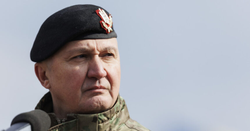 seful armatei dupa atacurile rusesti de la granita romaniei e aproape imposibil sa acoperi toata aceasta zona 6913185721b3c