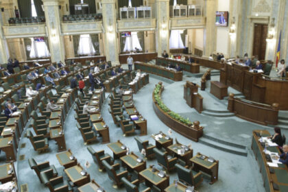 senatul a respins controversatul proiect de lege care limiteaza dreptul la avort 691dee3302c0e