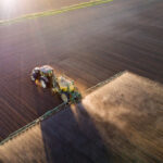 senatul da unda verde utilizarii dronelor in agricultura reguli clare pentru tratamentele fitosanitare 692566ae43468