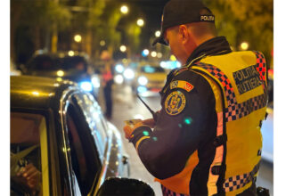 soferi prinsi de politisti fara permise de conducere in saraiu tortoman si la constanta toti s au ales cu dosare penale 69076365213db