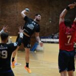 spectacol handbalistic in derby ul dintre cs medgidia si steaua bucuresti din divizia a 6919b303ad292