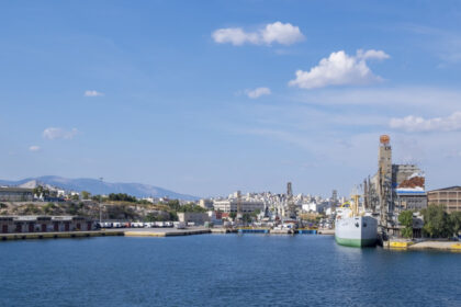 sua vor ca grecia sa ia inapoi portul pireu de le chinezi e regretabil dar cred ca sunt solutii se poate gasi o iesire 691756bdd97fb