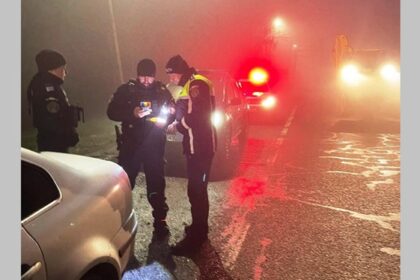 surpriza la dobromir la un control de rutina al politistilor masina era ticsita 692ae6b44da77