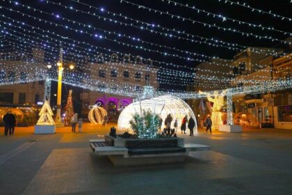 targul de craciun se deschide astazi in piata ovidiu 6928046e5a298