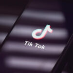 tinerii sunt expusi masiv pe tiktok la propaganda pro ceausescu si idei extremiste iiccmer avem nevoie de o reactie rapida 6924314a2d8e5