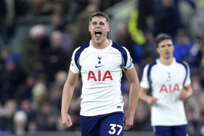 tottenham chelsea live pe voyo de la 1930 derby londonez cu multe probleme de lot 6905e55e0186b