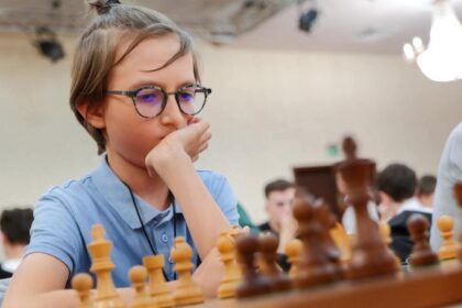 tudor henri de la csm constanta a castigat openul international de sah blitz al romaniei 691b3cd814064