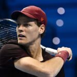 turneul campionilor sinner l a invins pe zverev pentru a treia oara in 17 zile si s a calificat in semifinale la torino 691589a67d6b8