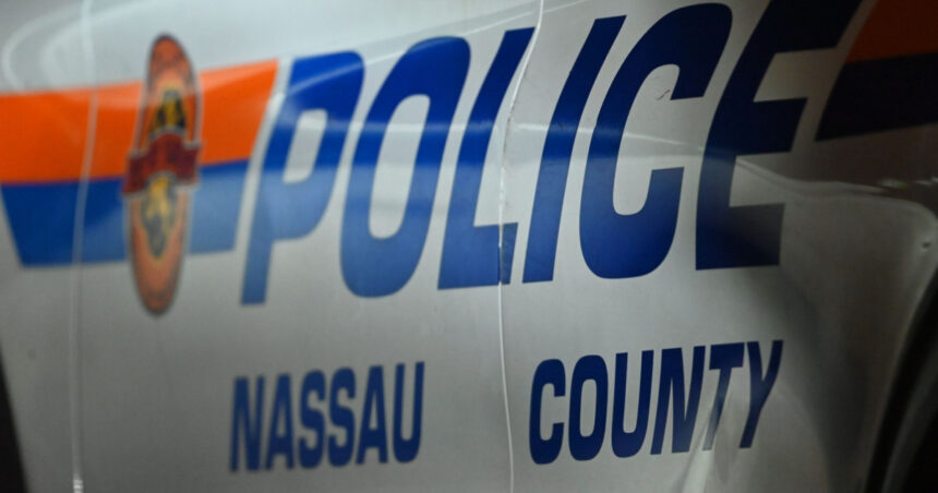 un roman cautat international si a facut permis de conducere cu numele lui david beckham si a jefuit un magazin de bijuterii din sua 692051e209dc6