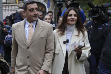 video alegeri locale 2025 anca alexandrescu si a depus candidatura pentru primaria capitalei ea este sustinuta de aur 69174c1e649af