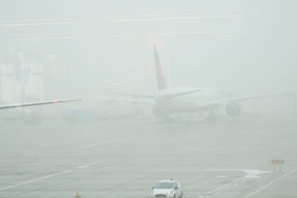 video ceata blocheaza aeroportul din craiova mai multe curse au fost anulate 69185065cc79b