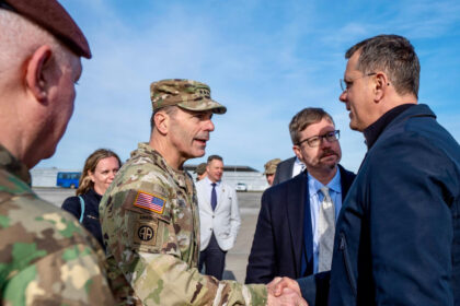 video comandant nato romania va avea un sistem capabil sa doboare dronele este o figura centrala in aceasta parte a aliantei 6926ad9ebeb72