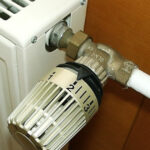 video cum pot beneficia cei cu venituri mici de ajutorul pentru incalzire si de suplimentul pentru energie explicatiile lui florin manole 69064f4a65066