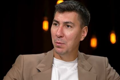 video exclusiv costel pantilimon a dezvaluit cine au fost idolii sai din copilarie doi romani alaturi de gianluigi buffon 6908ab960f292