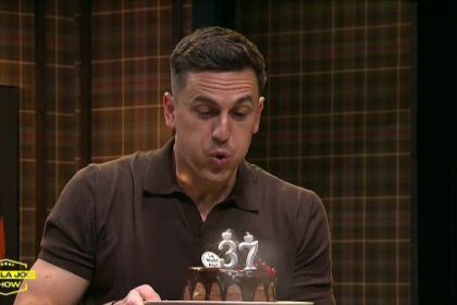 video exclusiv florin gardos sarbatorit la fata la joc ti ai pus dorinta sa ajungi director sportiv la fcsb 6909c8487d7d3