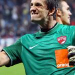 video exclusiv rapid si dinamo cele mai frumoase amintiri din cariera de fotbalist a portarului emilian dolha spuse la povestile sport ro 6906f41abcdce