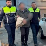 video focuri de arma in judetul constanta individul care nu a oprit la semnalele politistilor a fost incatusat 690c86ad75a97