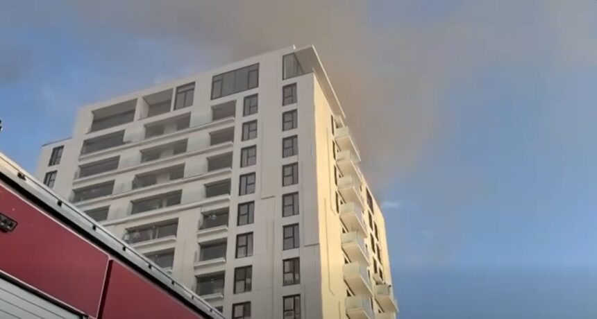 video incendiu in bucuresti peste 150 de persoane au fost evacuate sunt mai multi raniti ce spune ministerul sanatatii 6921939941f0e