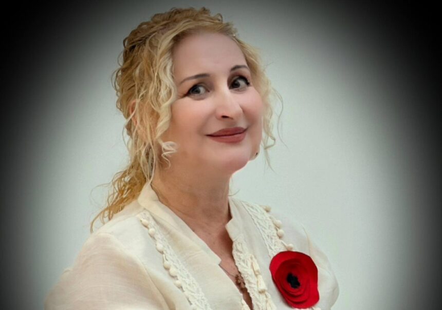 video lansarea volumului clepsidra cu maci a captivat iubitorii de cultura poezie si muzica mezzosoprana si poeta gabriela dobre a creat un eveniment de neuitat la muzeul de arta 6924c694b9f9c