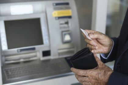 video ministrul muncii despre plata pensiei pe card nu este o obligatie dar trebuie sa acceleram procesul 69234cd39e565