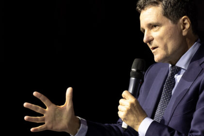 video nicusor dan declaratia oanei gheorghiu e nefericita reactia csm e mult exagerata daca vine cerere de urmarire penala nu voi semna 6912e3a281f12