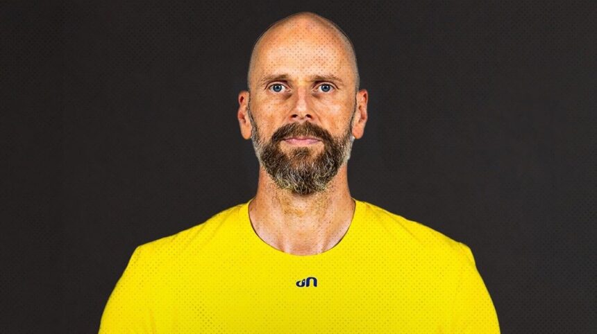 video numai ce a batut steaua si acum este out de la echipa 69144641616a2