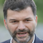 video octavian berceanu despre mita care ar fi trebuit sa ajunga la ministrul apararii afacerea a fost coordonata de un actor statal 69121edaf3776