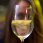 video orasul din romania care a introdus in mai multe baruri angel shot codul care poate folosit de femeile aflate in pericol 69195b7dc1034