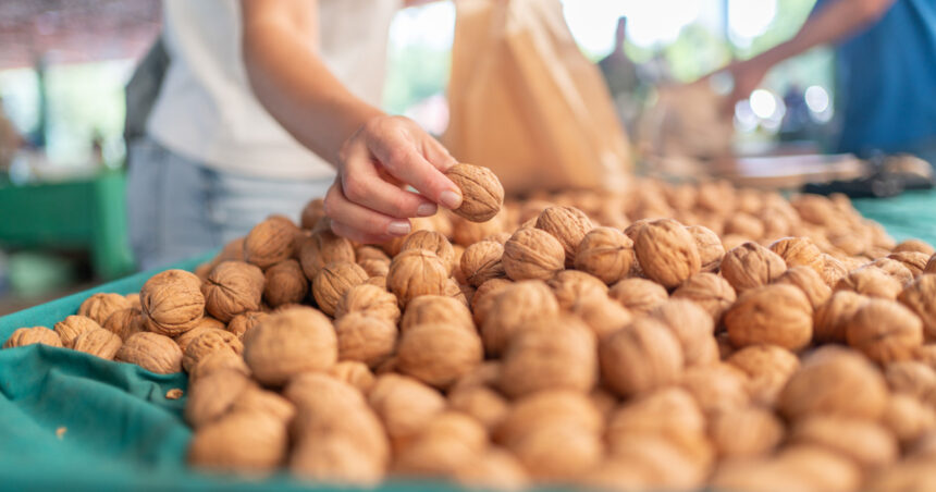video postul craciunului un lux pentru multi dintre romani produsele sunt mai scumpe oamenii nu mai cumpara ca inainte 691830bd0feeb