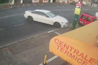 video victimele accidentului produs de politistul beat sunt cadre medicale de la spitalul judetean ambele sunt internate cu traumatisme grave 690b4348c5394