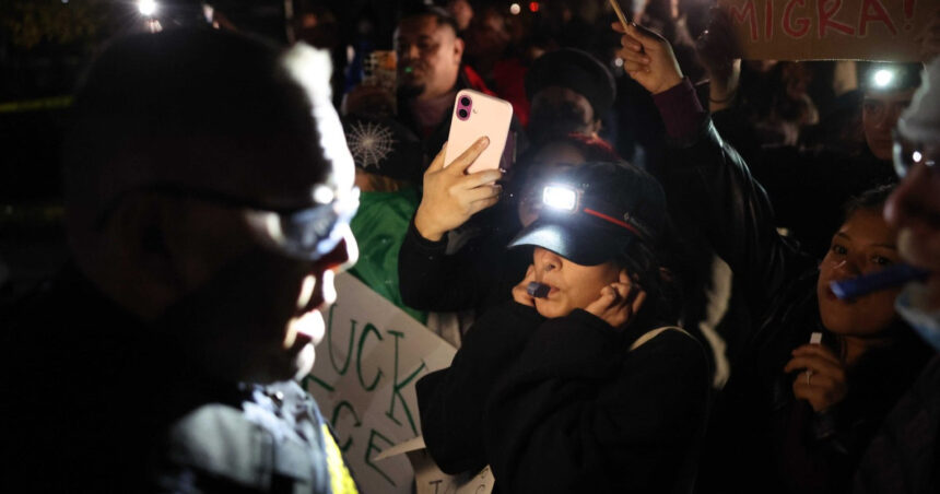 videofoto raid al agentilor federali in charlotte 81 de persoane arestate in doar cinci ore la protestele masive din carolina de nord 691b4eb69be21