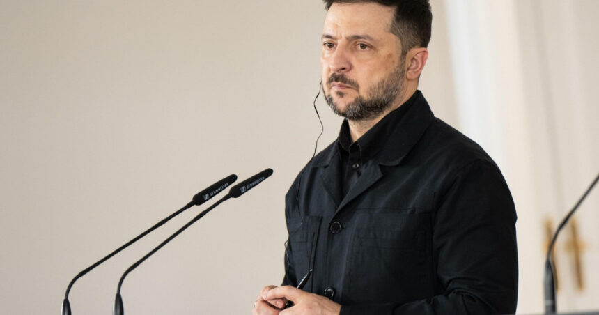 volodimir zelenski i a multumit lui nicusor dan pentru sprijinul romaniei fata de tara sa 692202537e946