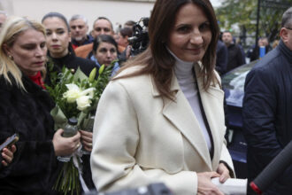 alegeri bucuresti 2025 ce avere a declarat candidata sustinuta de aur anca alexandrescu 6931b8428be06