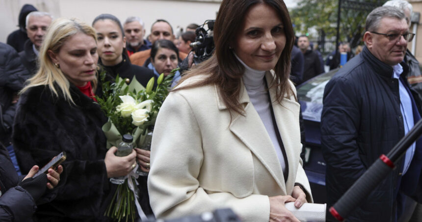 alegeri bucuresti 2025 ce avere a declarat candidata sustinuta de aur anca alexandrescu 6931b8428be06