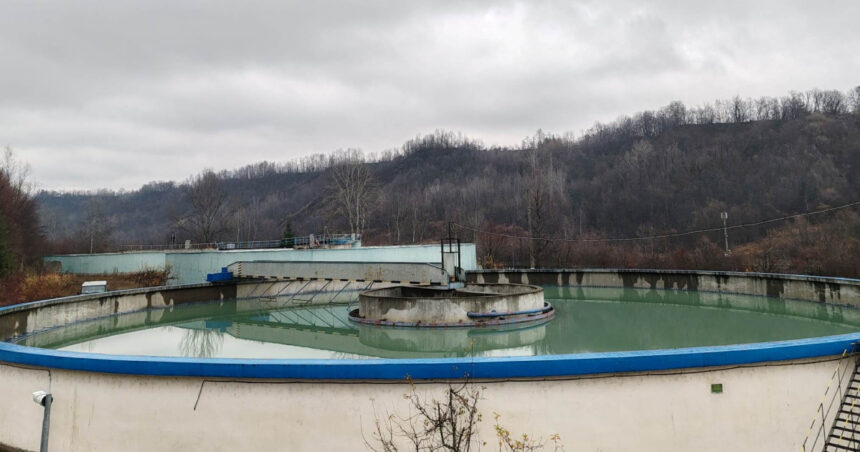 alimentarea cu apa a fost reluata partial in prahova dar autoritatile avertizeaza ca nu este inca potabila 69331ece153d2