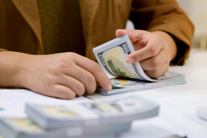 analiza romania atrage investitii din regiune dar investeste putin in afara granitelor explicatia unui paradox economic 69425510dec0a