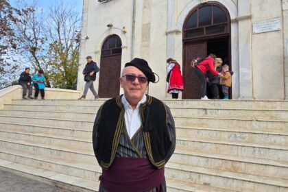 anton traian antoniadis presedintele comunitatii elene elpis constanta de ziua nationala a romaniei sa ne onoram trecutul si sa privim spre viitor cu credinta si curaj 692d6a423f17b