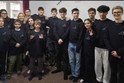 asociatia informatica pentru viitor din constanta a organizat prima editie a winter game jam copiii au lucrat la propriile jocuri 6936931d4c1f1