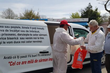 asociatia suflete deschise mesaj de craciun pentru oamenii cu suflet mare care au sprijinit ajutorarea celor in nevoie 694a9fde08724