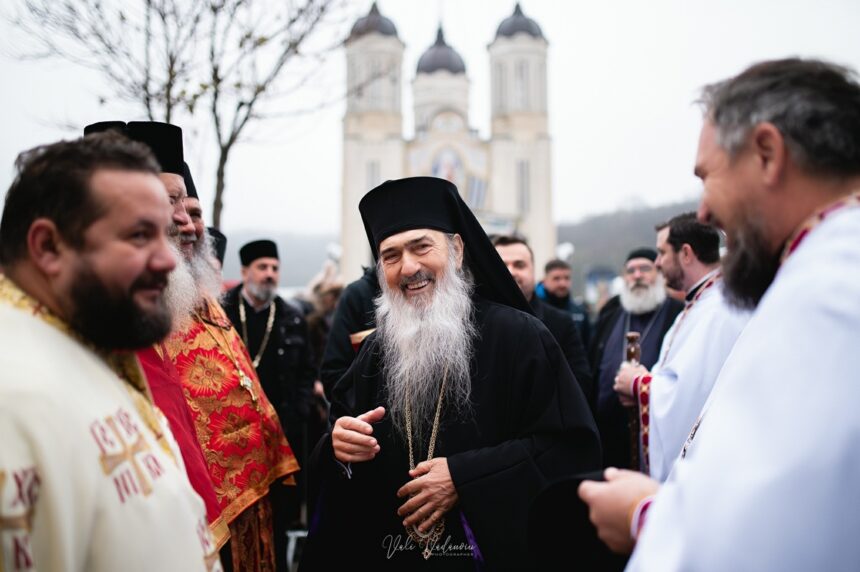 astazi este ziua arhiepiscopului tomisului ips teodosie implineste 70 de ani 693bb97a5171f