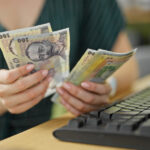 au fost virate platile pentru alocatiile copiilor si indemnizatiile pentru parinti cand isi vor primi romanii banii 6937066892d3a