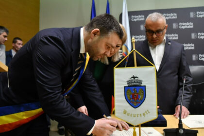 ciprian ciucu a depus juramantul ca primar al capitalei situatia orasului nu este foarte buna 694585b6aaaba